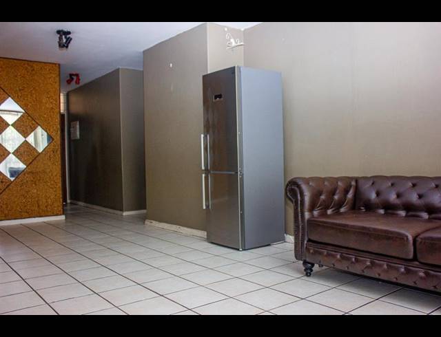 2 BEDROOM APARTMENT FOR SALE IN ARCADIA